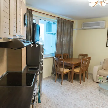 منتجع Complex Romantika 3*