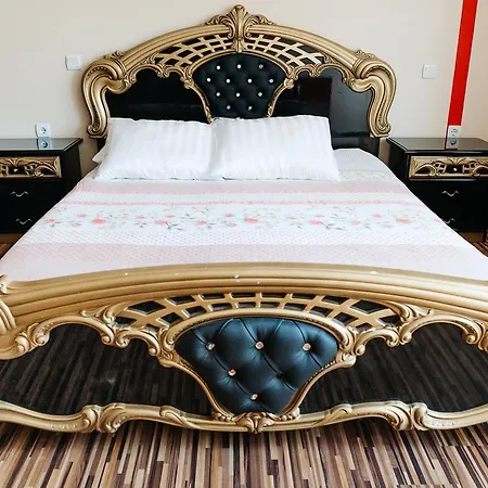 منتجع Complex Romantika 3*